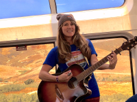 Gigi Love Performance